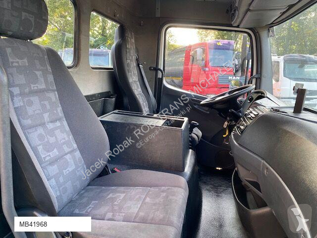 Camion Mercedes 818