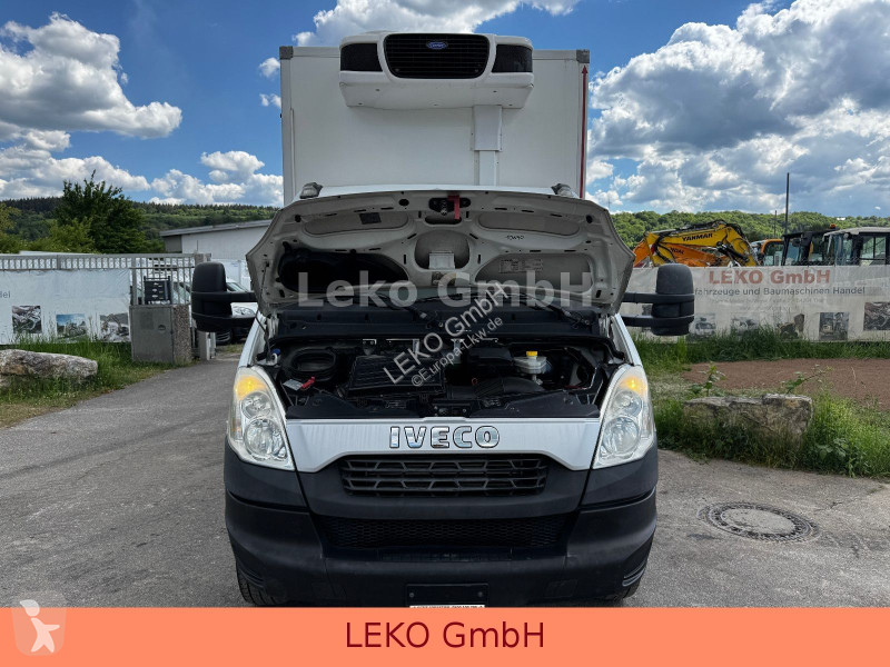 شاحنة Iveco 70C17 Mit Carrier Pulsor 600 Mt