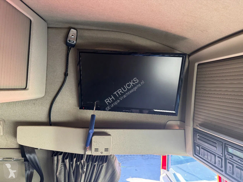 Kamion Volvo 6X4 - EURO 6 + PALFINGER EPSILON...