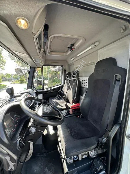 Camion Iveco EuroCargo 140 140-250 Tiefkühl...