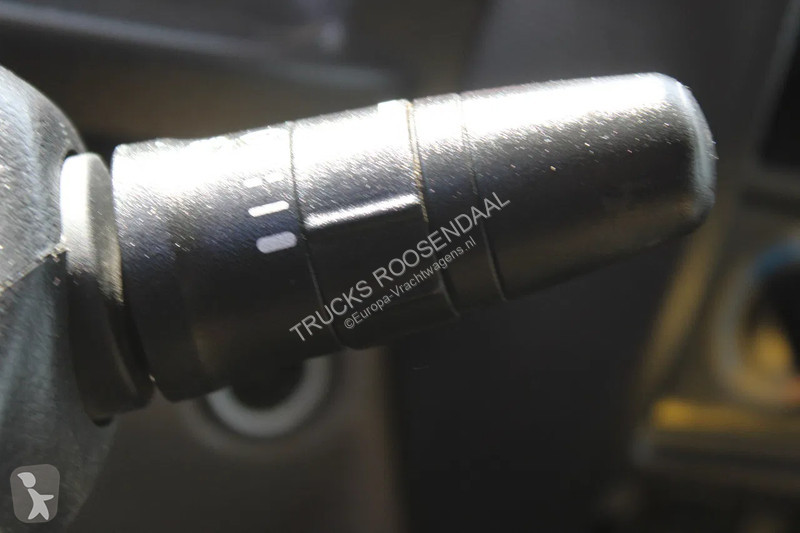 Camion Nissan 45.13 + EURO 4 + KIPPER + ANUAL