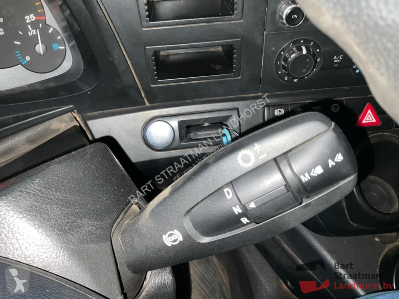 Kamion Mercedes 4142 8x8 Euro 6 Met 2 zijden...