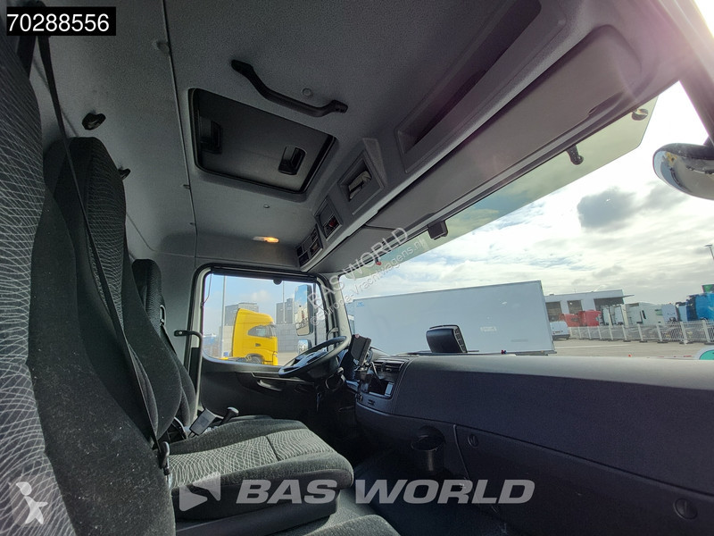 Kamion Mercedes 1527 4X2 15tonner Automatic...