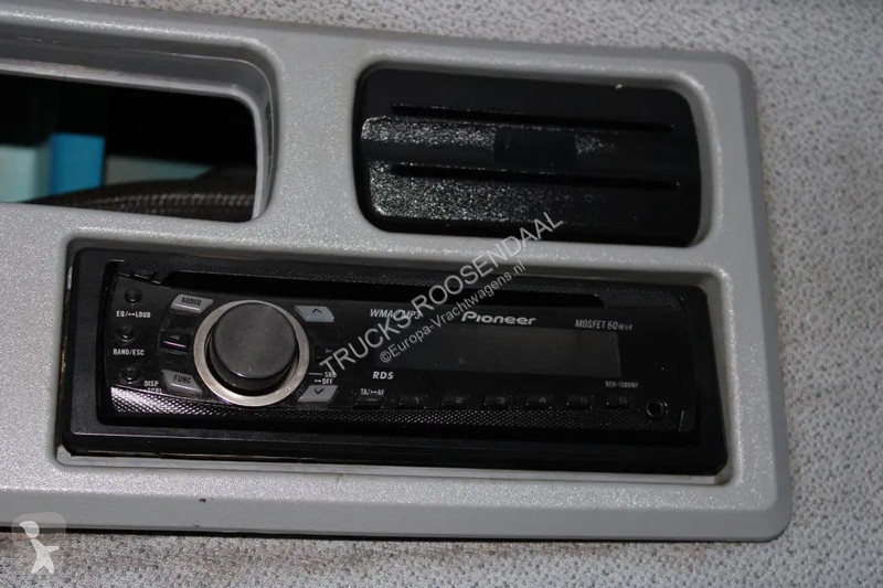 Kamion Mercedes 1018 + LIFT