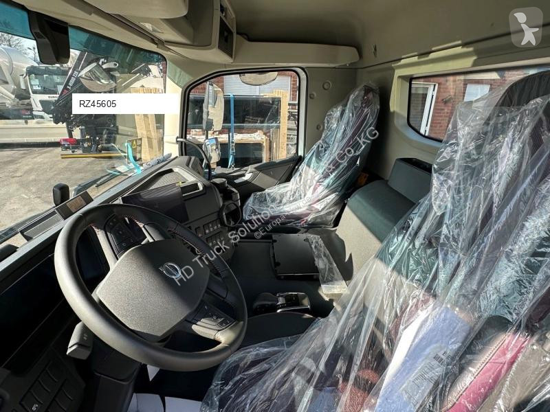 Camion Volvo FMX 500 8x4 Abrollkipper + Kran...