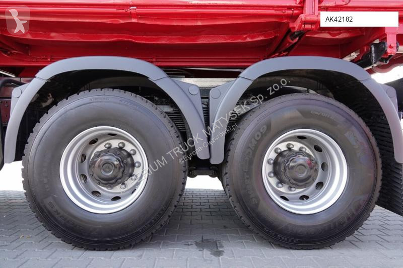 Camión MAN TGA 33.390 / 6X4 / WYWROTKA 2...