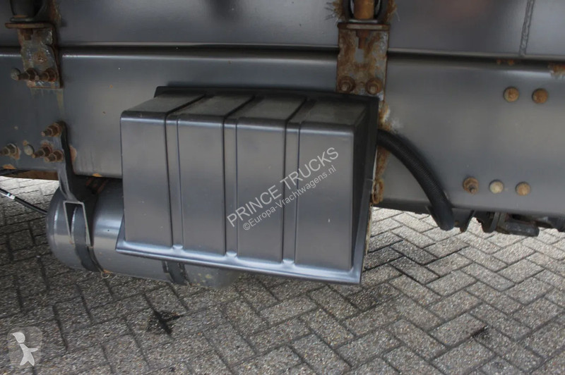 Kamion Volvo 330 * EURO5 * CARRIER SUPRA SILENT...