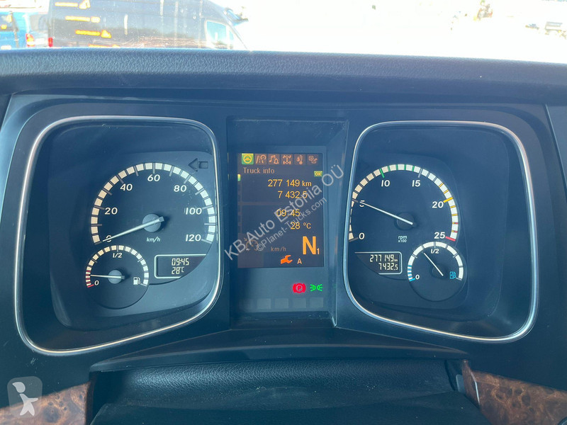 Camion Mercedes 2551 6x2 HIAB 377-6 HIPRO + JIB...