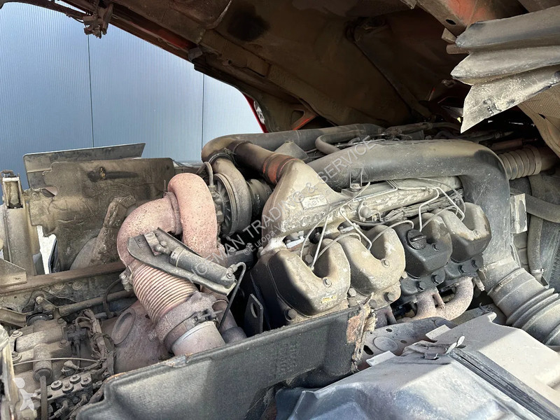 Kamion Scania 144-460 V8