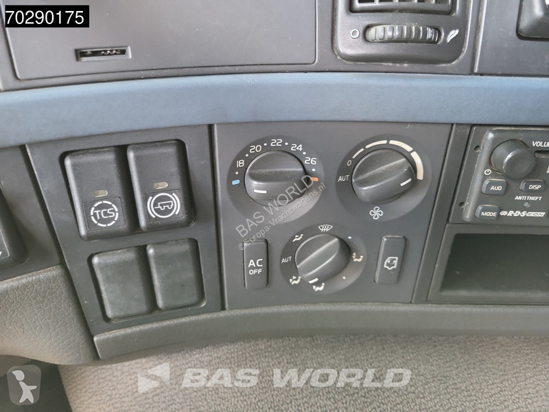Camion Volvo FM 480 8X2 Palfinger PK02...