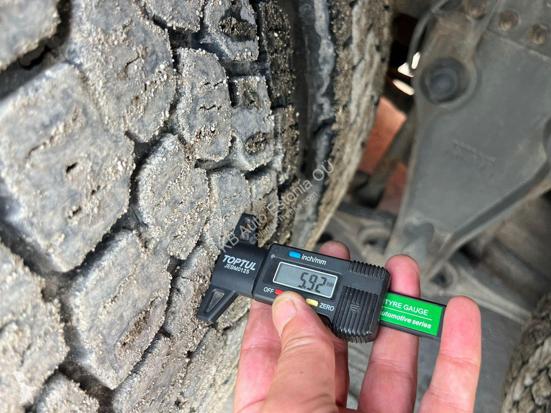 Kamion Volvo 8x4*4 RETARDER / PK 23002-SH /...