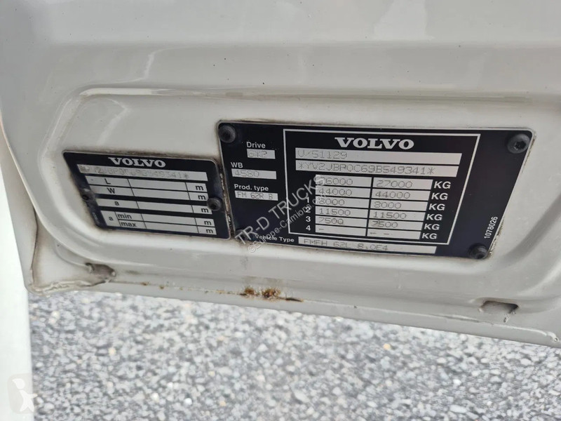 Camion Volvo 400 18000L FUEL/CARBURANT - 5 COMP...