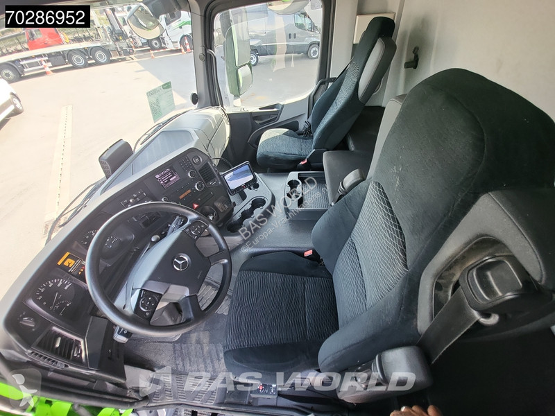 Kamion Mercedes 1827 4X2 19tonner 2tons...