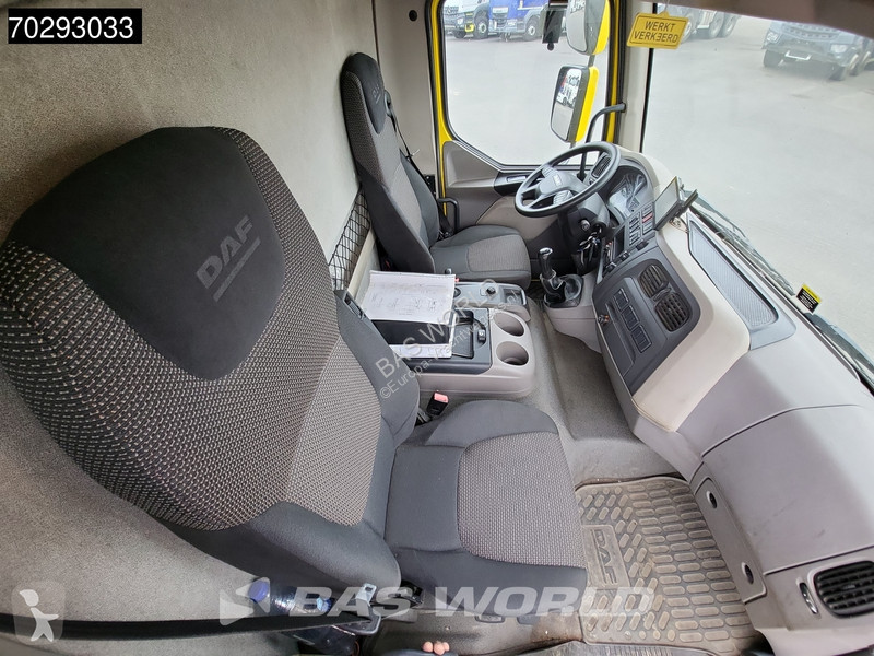 Kamion DAF 220  4X2 12tonner TailGate Manual...