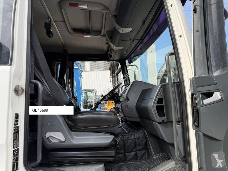 Camion MAN AK16T
