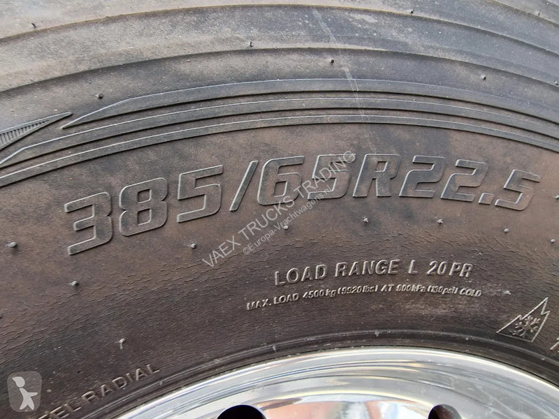 Kamion Volvo 16650 6x2 Globetrotter - 28M3 Bulk...