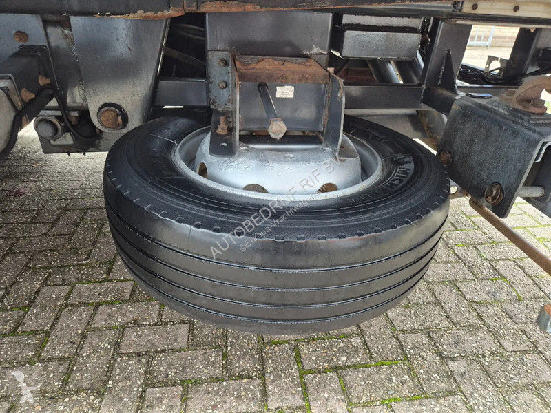 شاحنة Volvo 250 E6 DoKa 7 Sitze/ Abschlepp/...