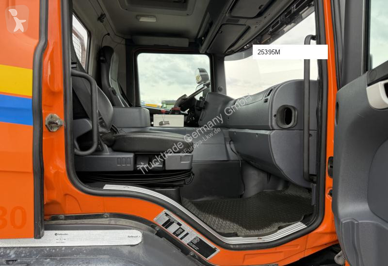 شاحنة Scania 589 P360 LB 6x2 Gigant /...