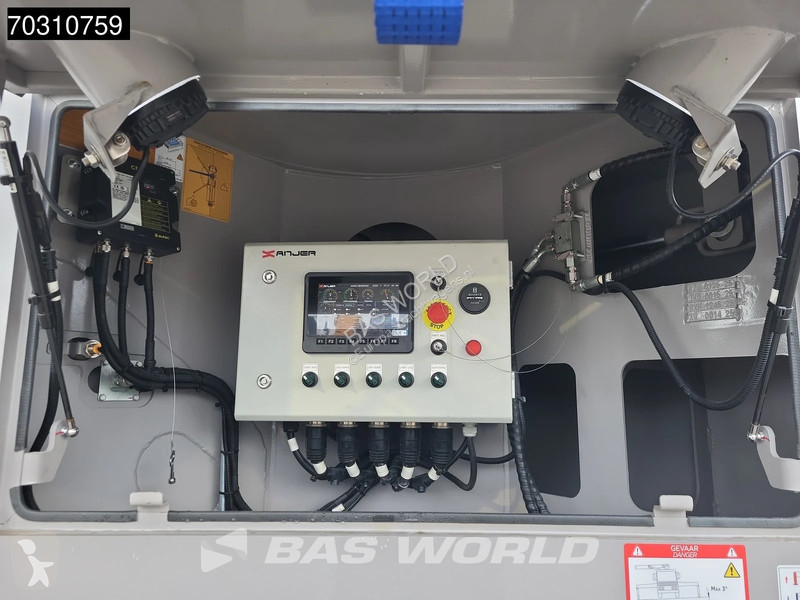 شاحنة Mercedes 4151 8X4 NEW! 43mtrs Bonneux...