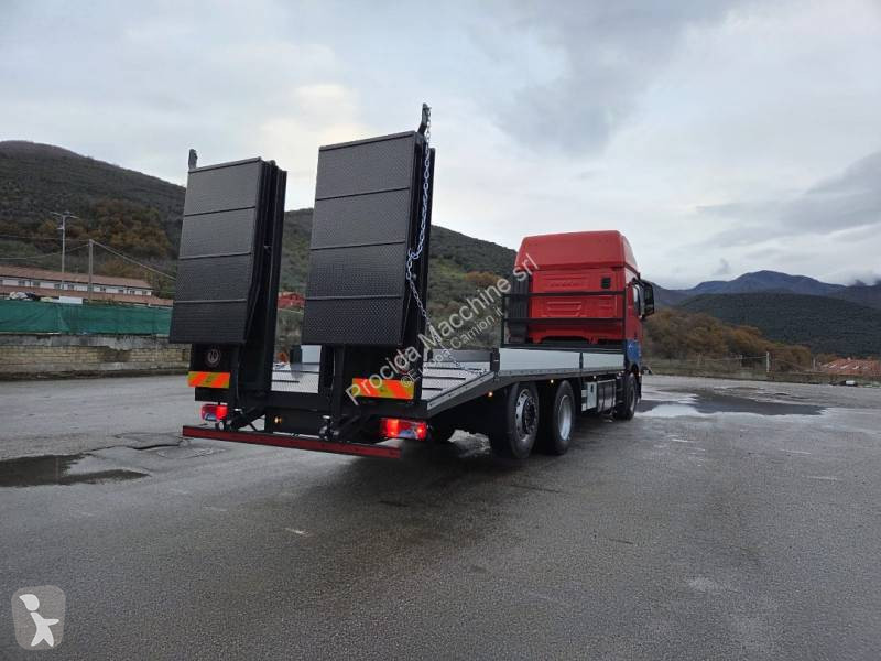 شاحنة Iveco