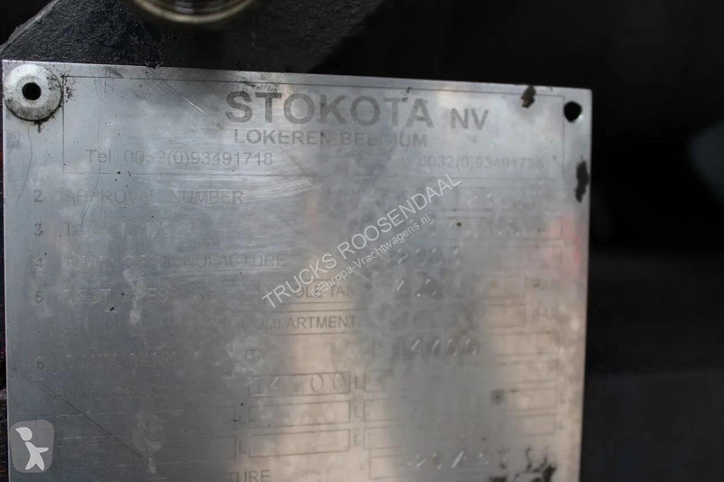 شاحنة Volvo 12340 + ADR + stokota 14.000L + manual