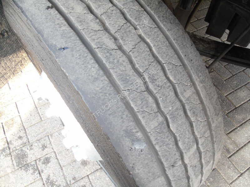شاحنة MAN 12.250 + euro 6 + lift + iso box