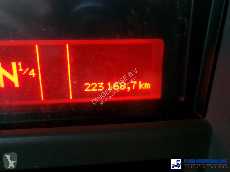 شاحنة Renault 270 4x2 fuel tank 13.8 m3 / 4 comp