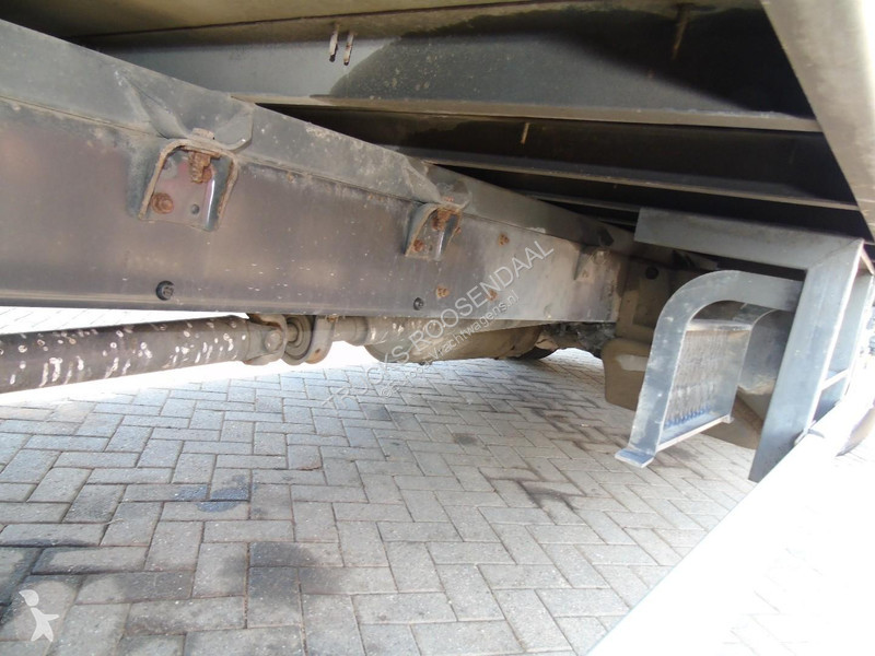 شاحنة Renault 12,220 + euro 5 + LIFT