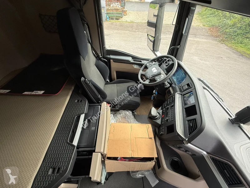شاحنة MAN 35.520  35.520 8x2 HIAB X-HiPro858E-8...