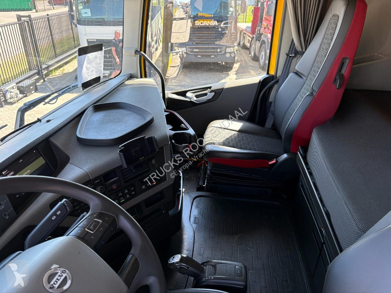 شاحنة Volvo 500 + HIAB 638 E-6 + JIB 6x + 8X4...