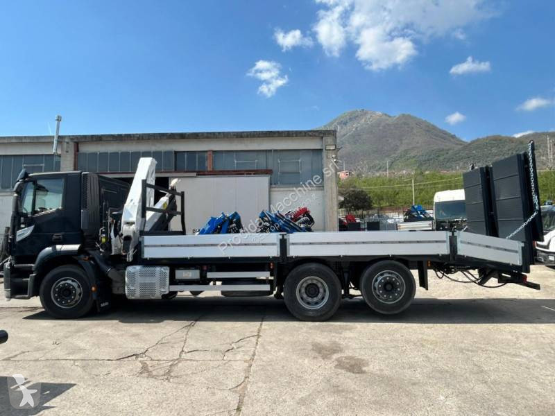 شاحنة Iveco