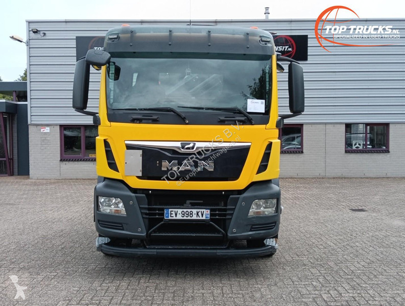 Nosič strojů MAN 35.500 8x2 - Hiab 37.7TM...