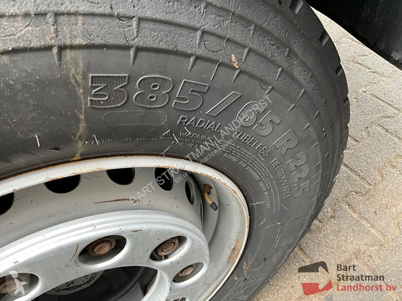 Lastbil Scania 360 B 6X4*4 met 10m³ 2 zijden...
