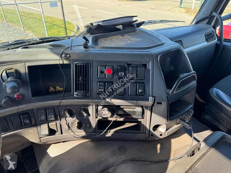 شاحنة Volvo 330 6X2 EURO 5 - ATLAS 126.3E +...