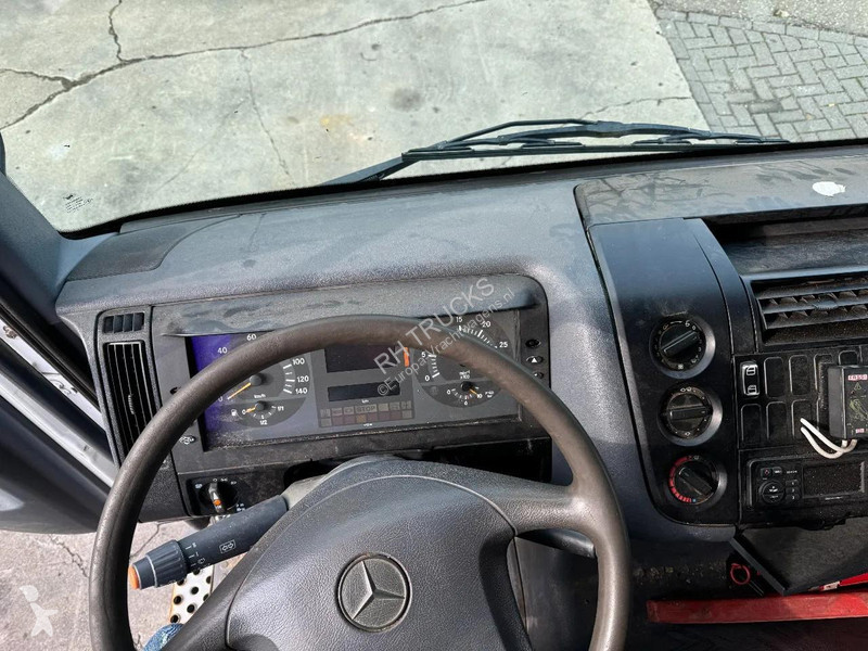 شاحنة Mercedes 1923 + 2011 FASSI F110 + 2011...