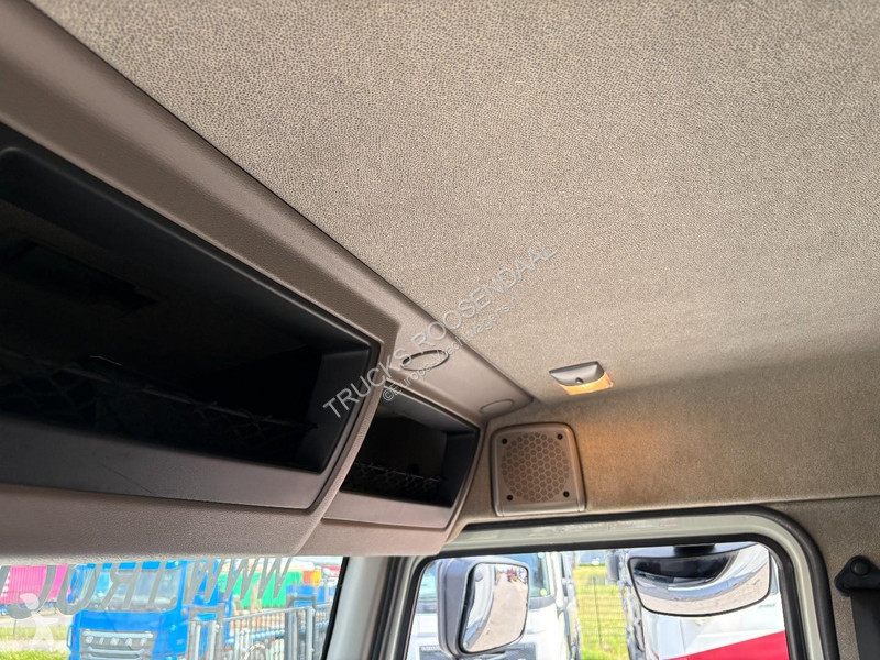 شاحنة DAF 310 + 19T + DHOLLANDIA lift + EURO 6...