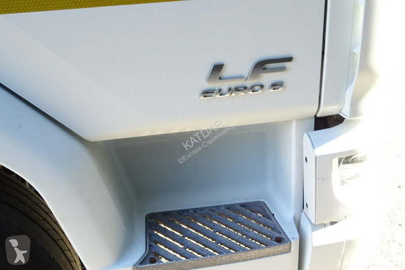Camión DAF LF 210 euro 6 kontener...