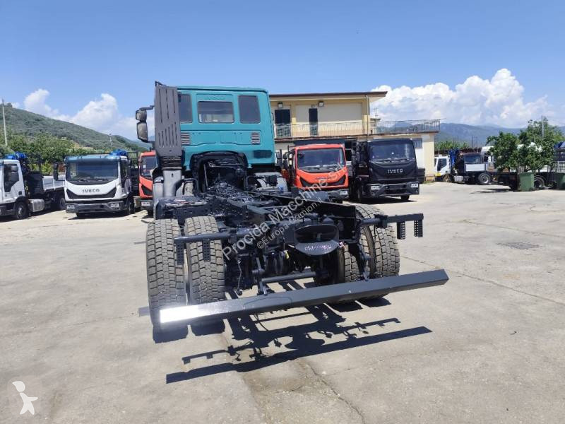 شاحنة Iveco