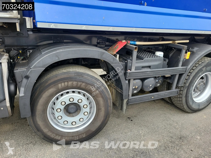 شاحنة Volvo 450 8X4 18m3 tipper Lift-Axle...