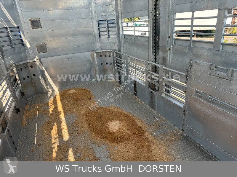 شاحنة Volvo 460 Mega mit Finkl 3 Stock Hubdach