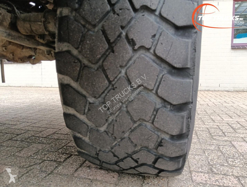شاحنة Mercedes U 5000 4x4 - (type 437.4) 3,900...