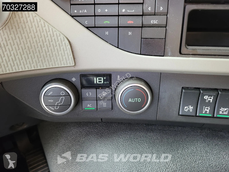 شاحنة Volvo 450  6X2 7,63m Box Retarder Full...