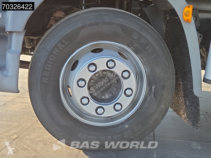 شاحنة DAF 290 4X2 16t Caja de 8,23m Plataforma...