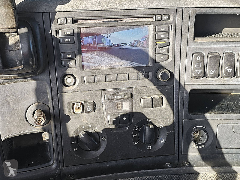 شاحنة Scania 410 HIAB XS122