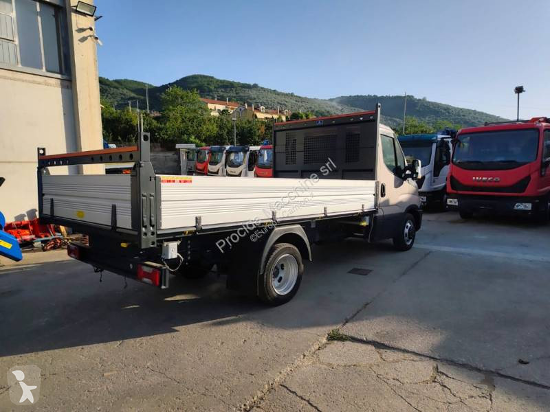 شاحنة Iveco