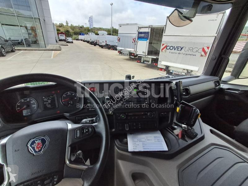 شاحنة Scania ejes 6x2*4 500.26 CHASIS