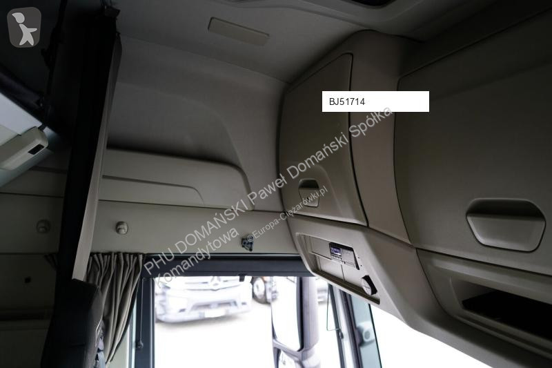 Ciężarówka Iveco / 420 / E 6 / KONTENER + WINDA...