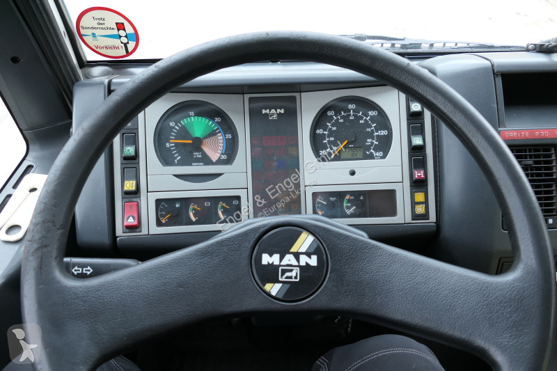 شاحنة MAN 10.224 DoKa LHF 16/12 4x4 Wassertank...