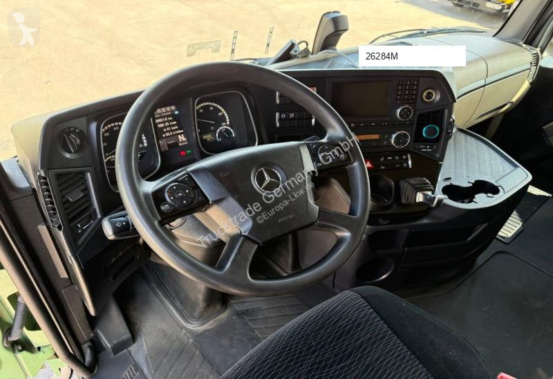 شاحنة Mercedes 2542