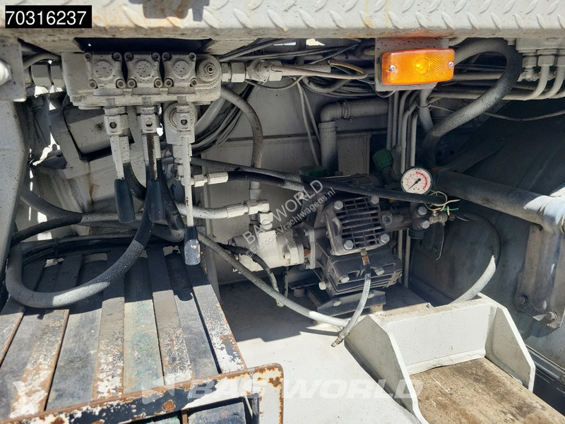 شاحنة Mercedes 3342 6X4 SERMAC 5Z36 Concrete...